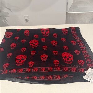 Alexander McQueen Black and Red Skull Pattern Scarf